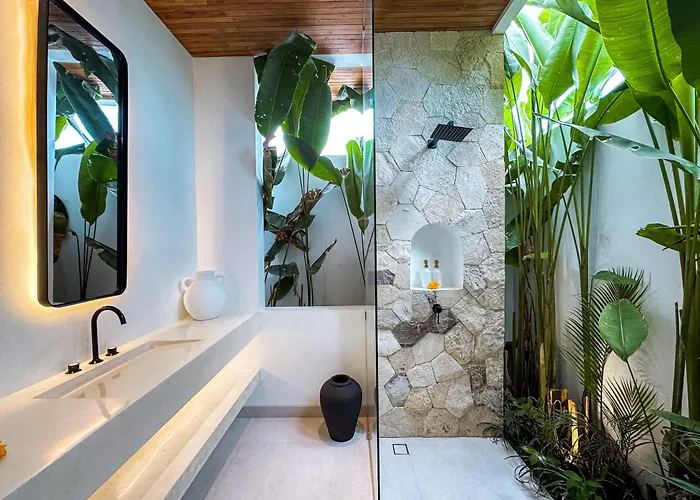 Casa Petak 2 - Serene Architectural In Tropical Paradise Pererenan
