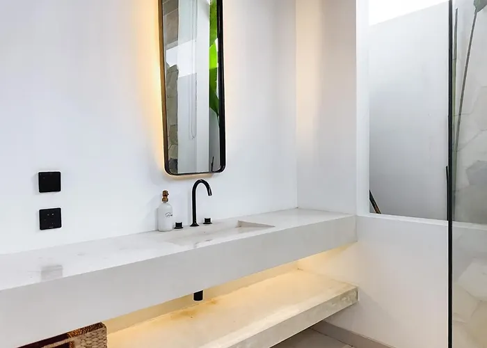 Casa Petak 2 - Serene Architectural In Tropical Paradise Pererenan Canggu