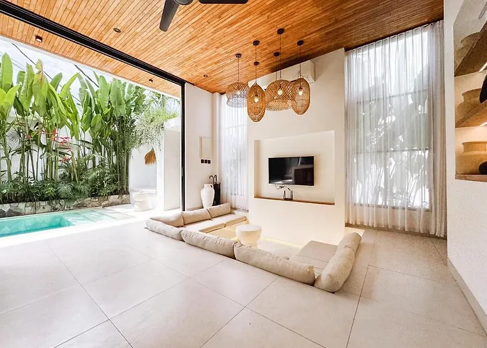Casa Petak 2 - Serene Architectural In Tropical Paradise Pererenan Villa *